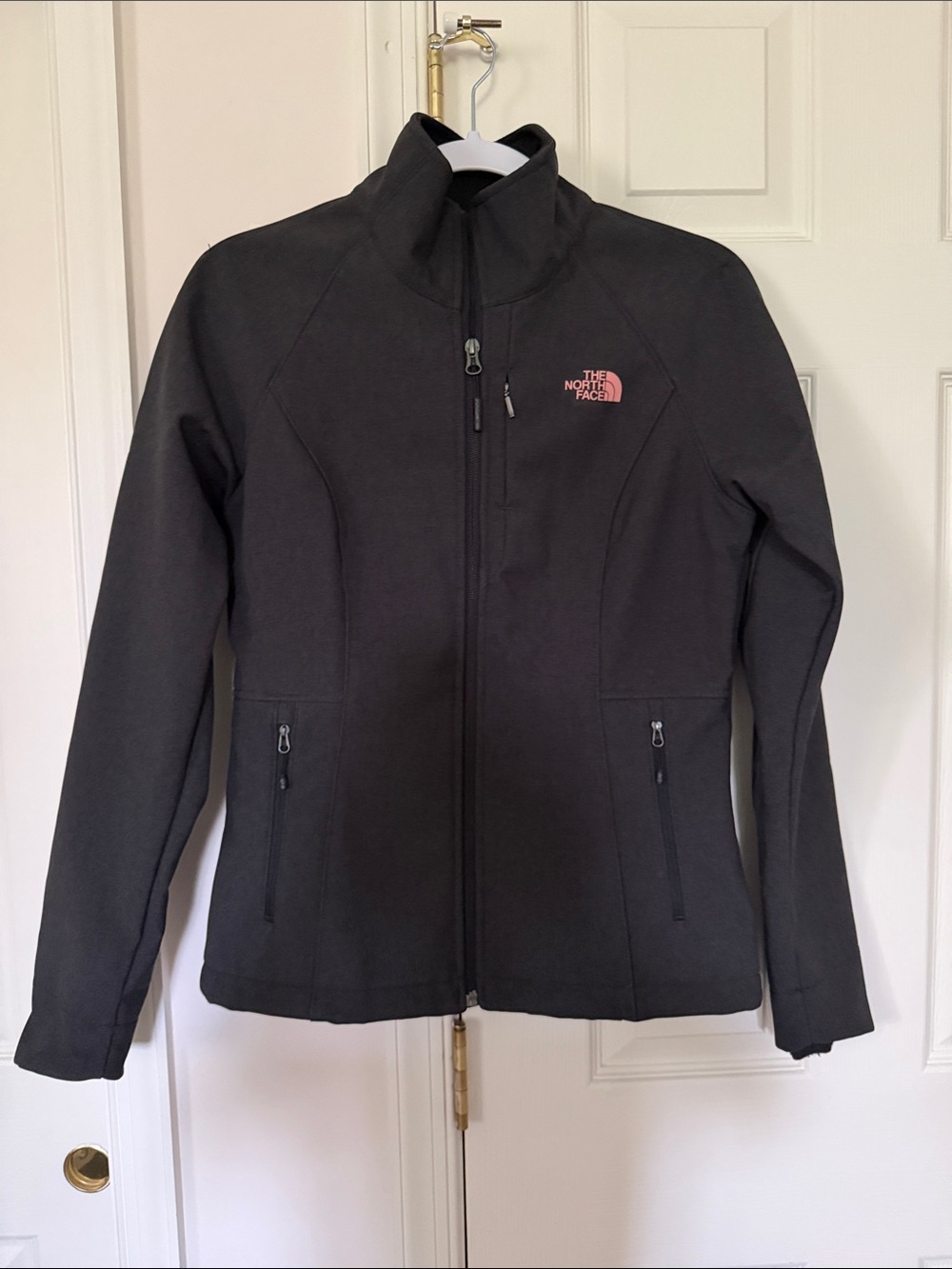 The North Face Women's Apex Bionic Softshell Jacket Small